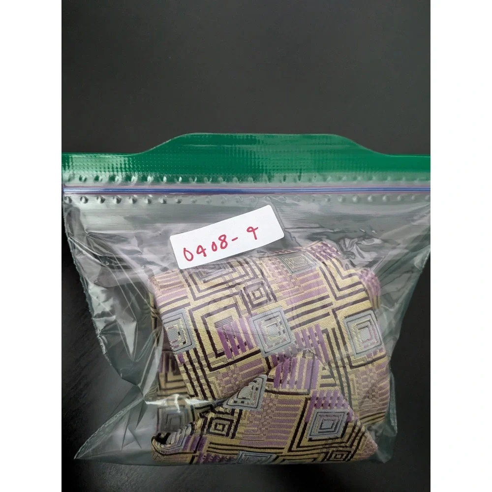 XMI Platinum Tie Geometric Abstract Jacquard Necktie USA‎ Handmade USA Silk 62